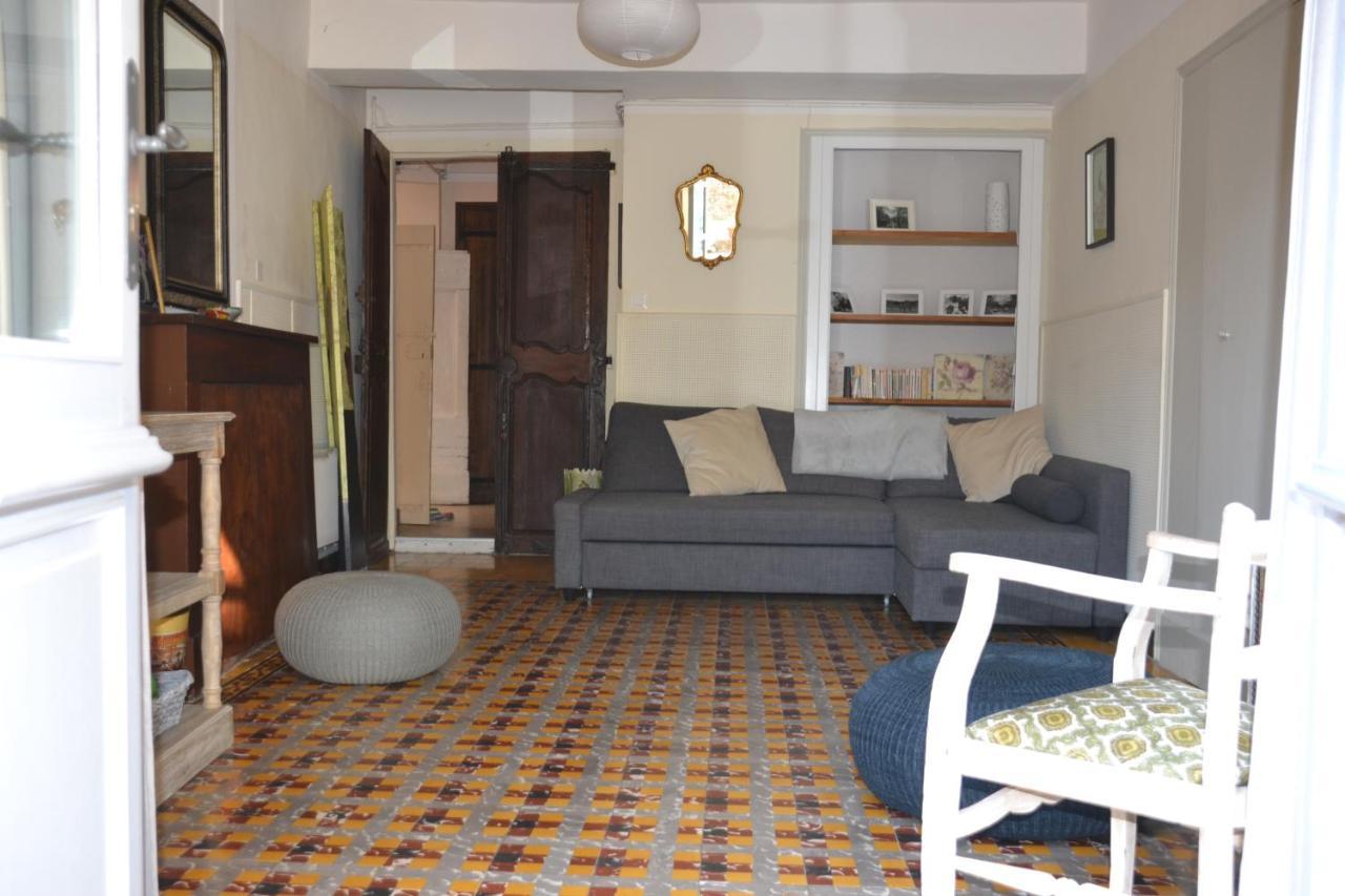St Jean Du Gard : Spacious Apartment With Use Of Pool Saint-Jean-du-Gard Exterior foto