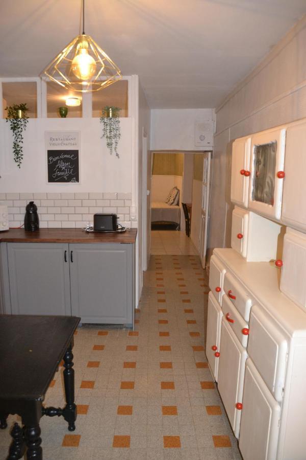 St Jean Du Gard : Spacious Apartment With Use Of Pool Saint-Jean-du-Gard Exterior foto